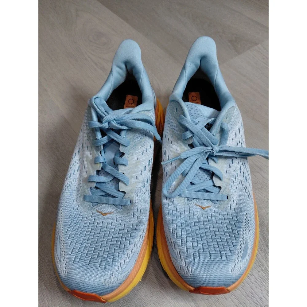 Hoka One One hoka one